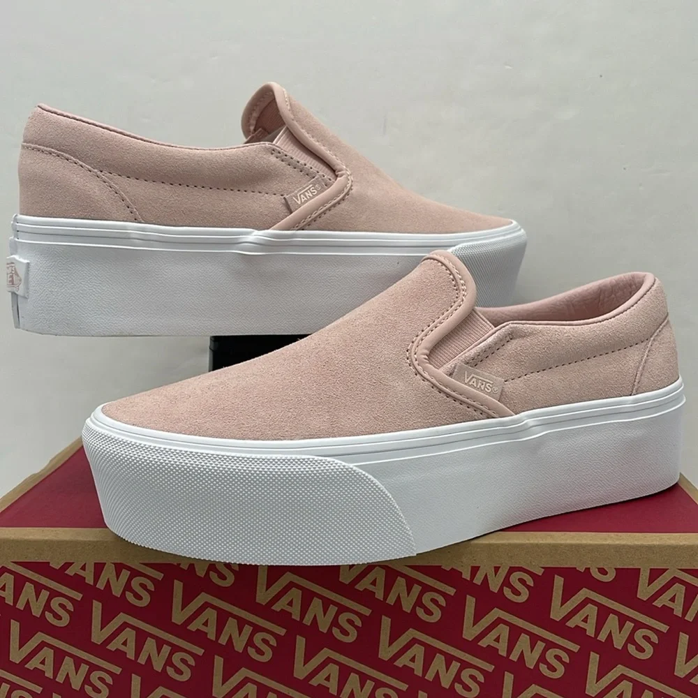 Vans WMNS Platform Sneakers Classic Slip-On Stackform Mono Embroidery Rose Smoke